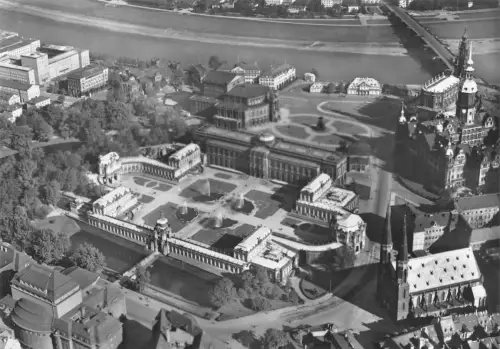 Dresden Zwinger und Theaterplatz ngl 180.867