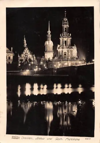 Dresden Schloß und kathol.Hofkirche bei Nacht gl1967 180.882