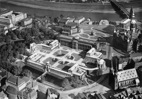 Dresden Zwinger und Theaterplatz ngl 180.868