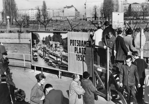 Berlin Mauer am Potsdamer Platz ngl 181.307