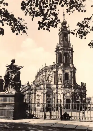 Dresden Blick zur ehemaligen Hofkirche ngl 182.183