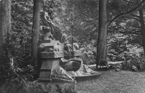 Meiningen Märchenbrunnen ngl 183.085