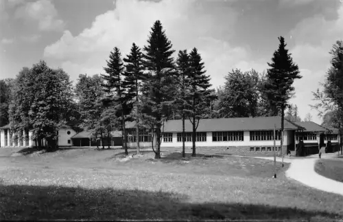 Ebersdorf i.Th. Schule im Park gl1967 184.476