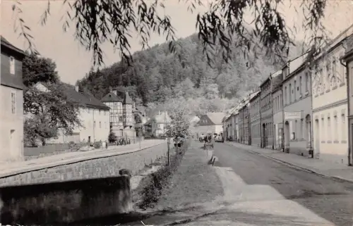 Leutenberg Straßenansicht Fotokirche gl1976 184.761