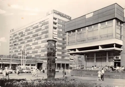 Leipzig Sachsenplatz mit Postsäule gl 185.349