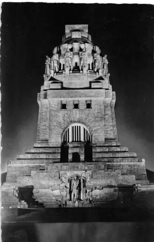 Leipzig Völkerschlachtdenkmal bei Nacht gl1959 185.541