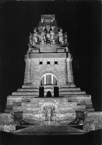 Leipzig Völkerschlachtdenkmal bei Nacht gl1970 185.607