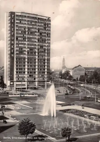Berlin Ernst-Reuter-Platz mit Springbrunnen gl 185.804