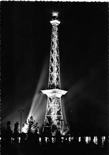 Berlin Funkturm bei Nacht ngl 185.809