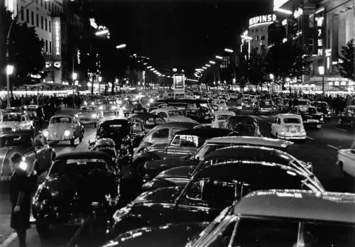 Berlin Kurfürstendamm bei Nacht Foto ngl 185.892