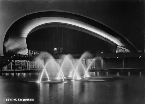 Berlin Kongresshalle bei Nacht ngl 185.897