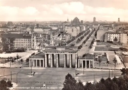 Berlin Brandenburger Tor nach 1961 ngl 185.935