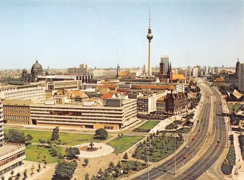Berlin Blick zum Stadtzentrum ngl 186.086