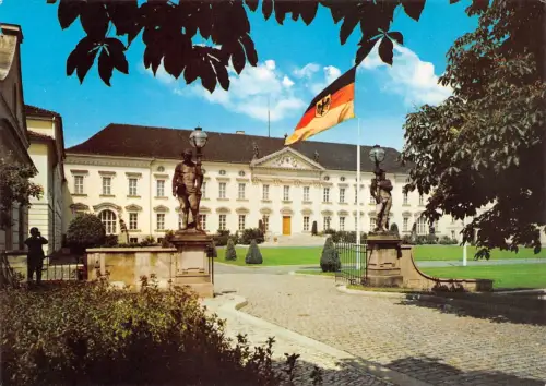 Berlin Schloß Bellevue ngl 186.075