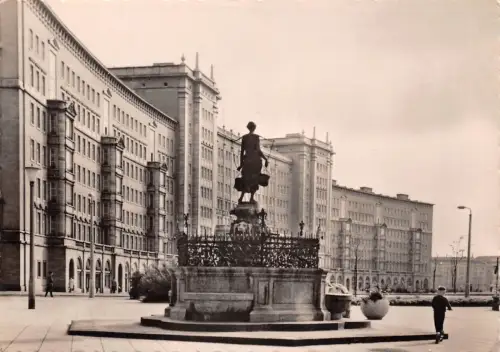 Leipzig Mägdebrunnen am Roßplatz gl1962 186.894