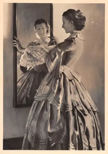 HDK 443 Julius Engelhard, Vor dem Spiegel ngl 188.656