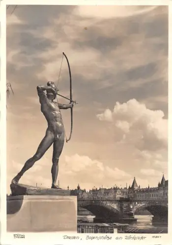 Dresden Bogenschütze am Königsufer ngl 189.127