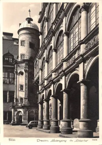 Dresden Säulengang im Schlosshof ngl 189.546