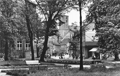 Hoyerswerda Blick zur Friedrichstraße ngl 190.307