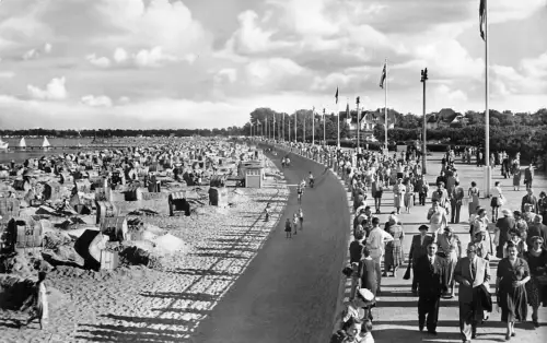 Travemünde Strandpromenade ngl 190.398