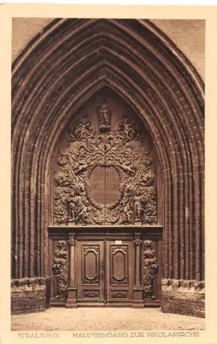 Stralsund Haupteingang zur Nikolaikirche ngl 190.501