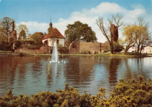 Dreieichenhain Burgweiher mit Kirche und Ruine ngl 191.570