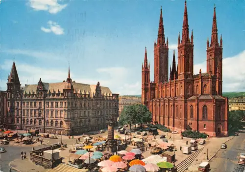 Wiesbaden Marktplatz Rathaus Hauptkirche gl1960 192.033