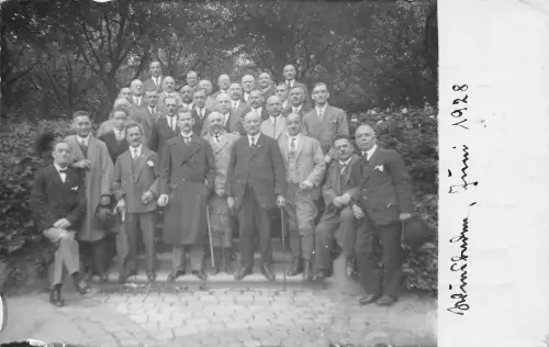 Wiesbaden Personengruppe Foto ngl 192.062