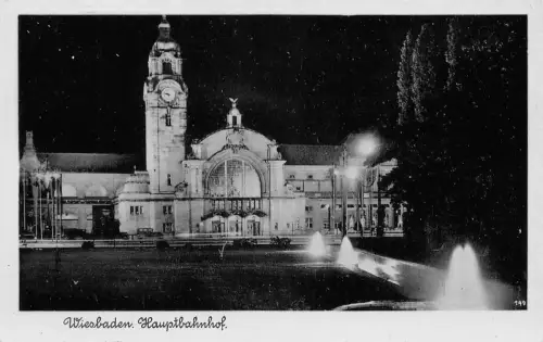 Wiesbaden Hauptbahnhof bei Nacht ngl 192.075