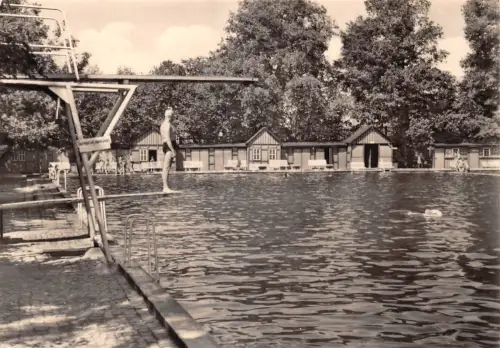 Steinigtwolmsdorf Schwimmbad gl1972 192.324