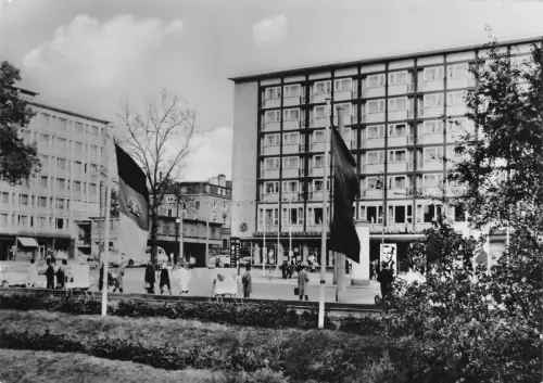 Karl-Marx-Stadt Hochhaus mit Cafe "Freundschaft" gl1965 193.093