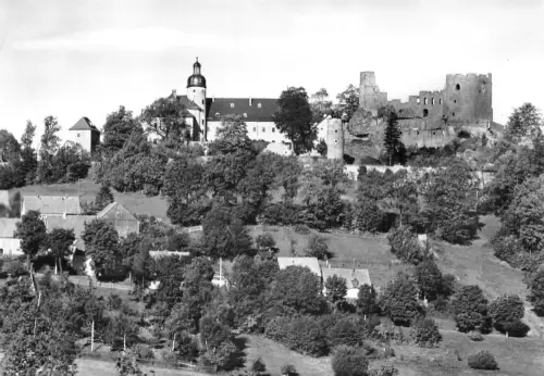Frauenstein (Erzgebirge) Blick auf Schloß und Burgruine ngl 193.271