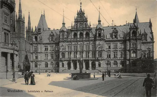Wiesbaden Schloßplatz u. Rathaus ngl 193.551