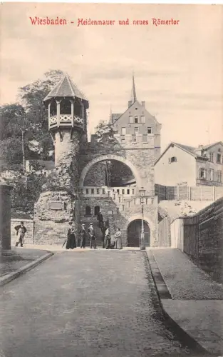 Wiesbaden Heidenmauer und neues Römertor ngl 193.706