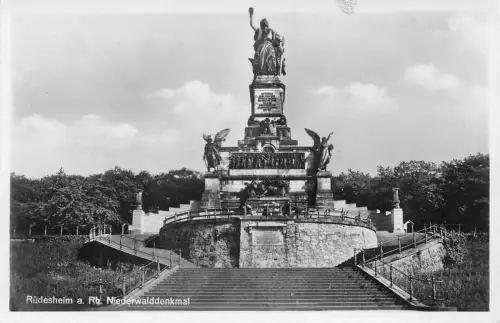 Rüdesheim a. Rhein Nationaldenkmal ngl 193.878
