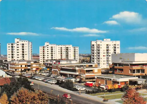 Eschborn Rathausplatz mit Wohnanlagen gl1974 194.046