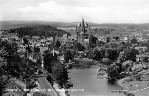 Limburg a.d. Lahn von der Autobahn gesehen ngl 194.130