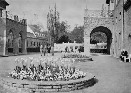 Bad Nauheim Sprudelhof mit Badehaus gl1968 194.478