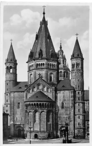 Mainz Dom von Norden gl1933 195.158