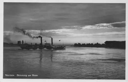 Nierstein am Rhein Stimmung am Rand ngl 195.209
