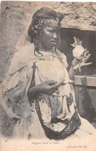 Afrika Negresse filant la Laine ngl 196.514