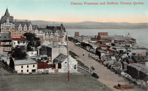 Canada Québec Chateau Frontenac an Dufferin Terrace ngl 196.903