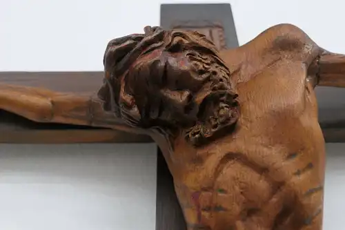 6031D-Kruzifix-Holzkreuz-Jesus-geschnitzt-Kreuz-Jesus am Kreuz-INRI-gekreuzigter