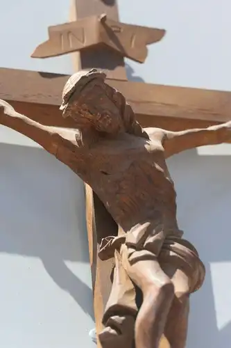 2587D-Kruzifix-Holz-Kreuz-Holzkreuz-Jesus am Kreuz-Heiligenfigur-geschnitzt-Jesu