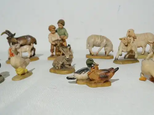 3692D-Figuren-Bauernhof-Krippenfiguren-Kinder mit Tieren-