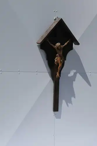 5718D-Jesus-Figur-Kreuz-Schnitzerei-Kruzifix-Holzkreuz-Jesus am Kreuz-Holzjesus-