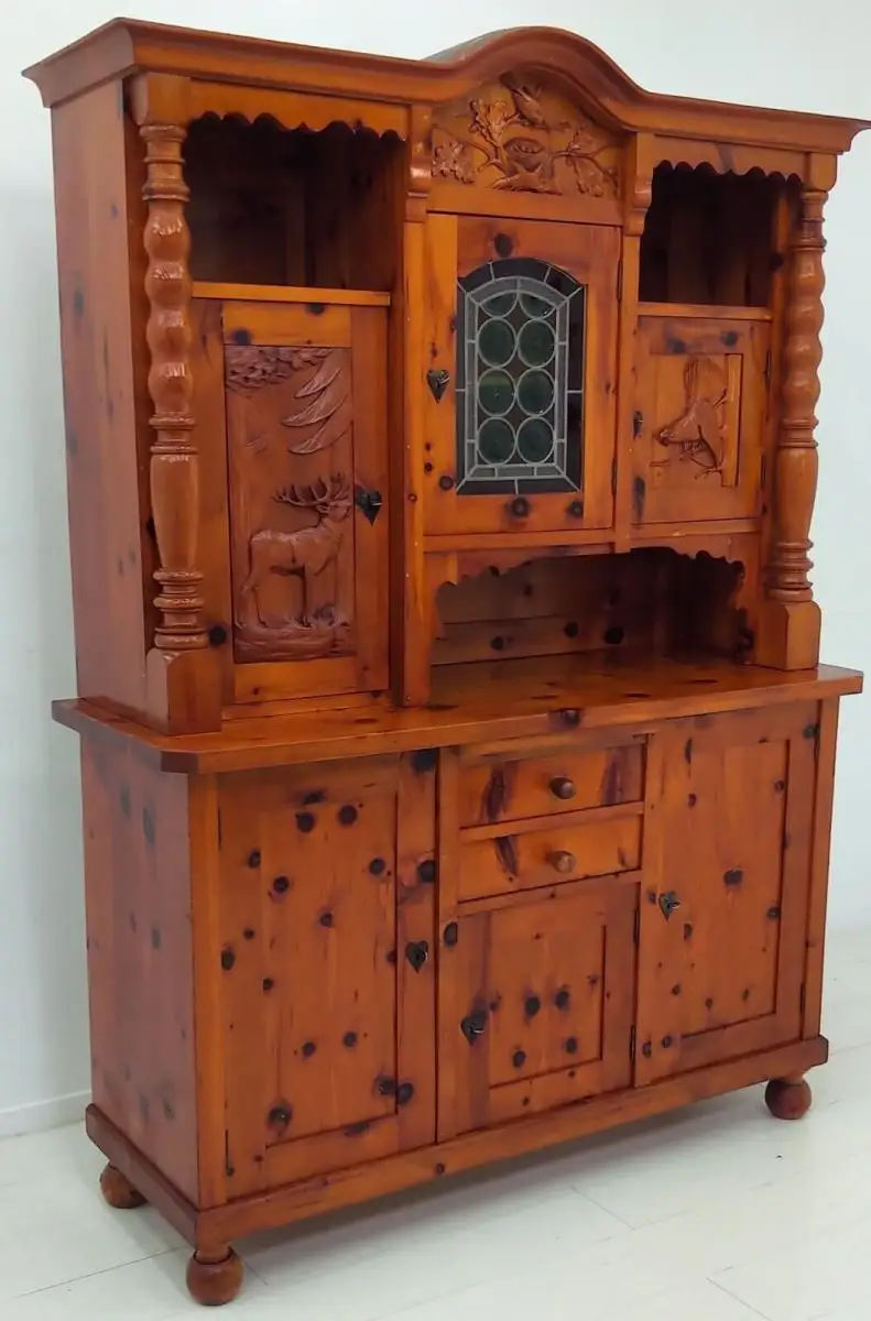 7438-Kredenz-Schrank-Wohnzimmerschrank-Zirbe-Bauernstube-Buffet-Bauernmöbel- 1