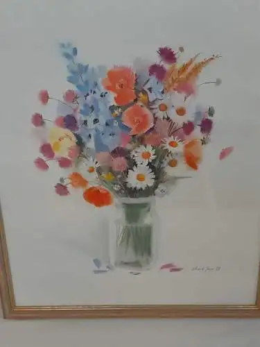 H988-Aquarell-Stillleben-Blumen in der Vase-hinter Glas-signiert-gerahmt-datiert