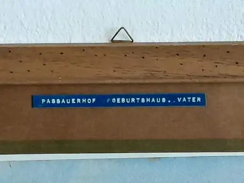 H392-Bild-Mischtechnik-Bauernhof-Gemälde-Passepartout-gerahmt-signiert-datiert-