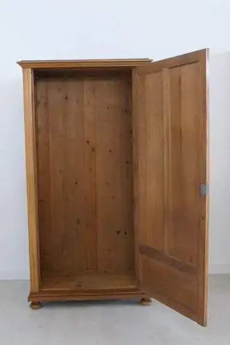 H60058-altdeutscher Kleiderschrank-Kasten-Historismus-Schrank-Kleiderkasten-altd